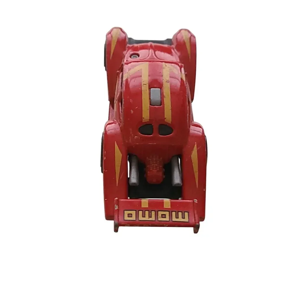 HOT WHEELS MOMO RACING VOLKSWAGON BEETLE KAFER RACER COLLECTIBLE
